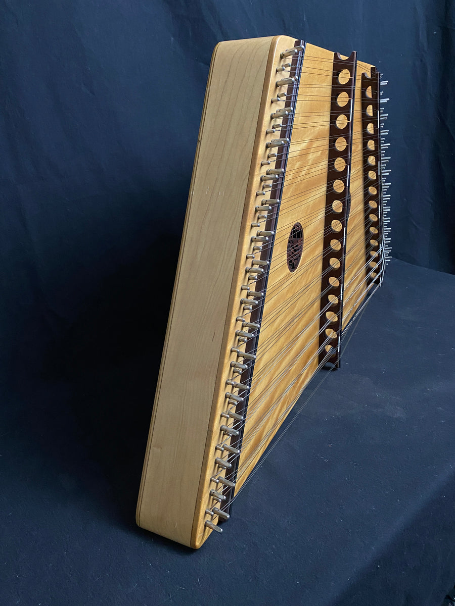 David's Dulcimers SP644 16/15 Hammered Dulcimer (used)