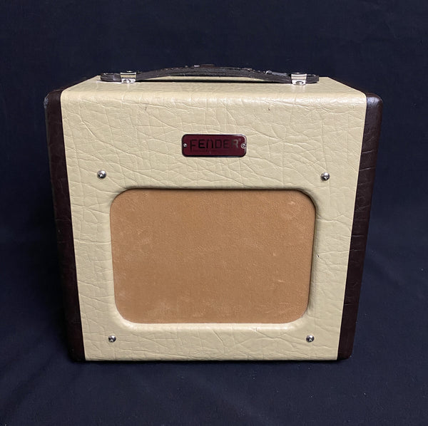 Fender Champion 600 5-Watt 1x6" Guitar Combo Amplifier (used)