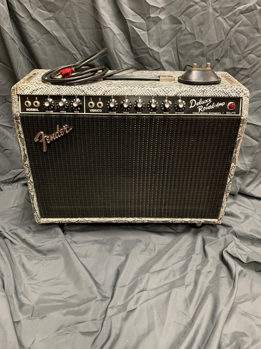 1977 Fender Deluxe Reverb Snakeskin Amp w/EV SP12 (used) House of