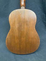 Favilla Baritone Ukulele (used)