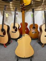 Veillette Flyer Guitar (used)