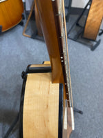 Veillette Flyer Guitar (used)