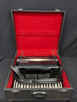 Pancordion Crucianelli 120b Accordion (used)