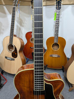 Eastman AR805CE Uptown Archtop Guitar (used)