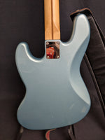 2004 Fender Jazz Bass (used)