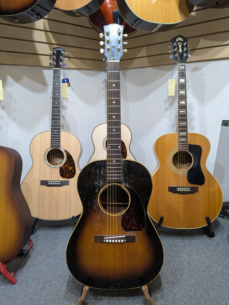 1954 Gibson LG-1 Guitar (used)