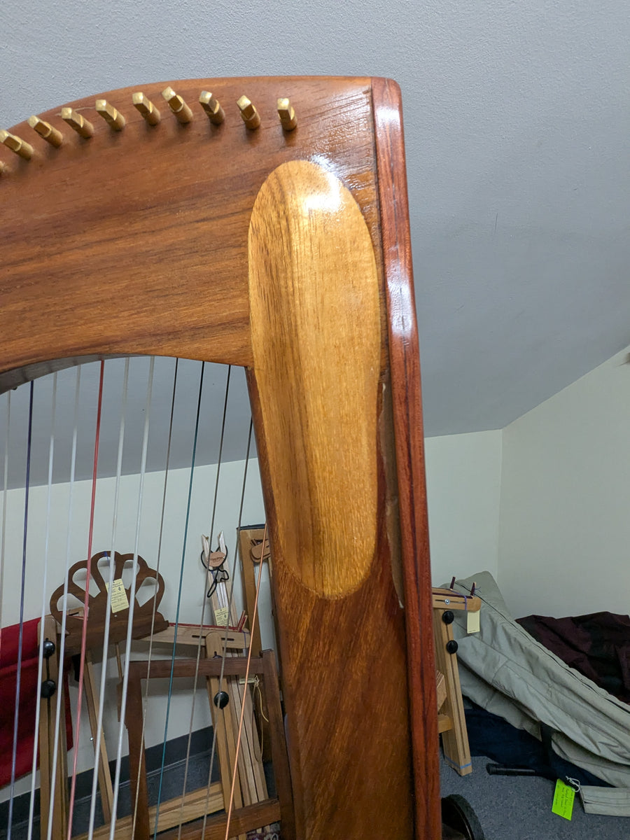 String Lever Heartland Custom 36-String Lever Harp (used) – House of Musical Traditions