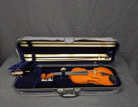C.A. Gotz Jr. Model 107 4/4 Violin w/case & bow (used)