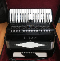 Titano Titan 1 48-bass Accordion (NEW)