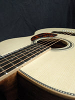 Larrivée OM-40 Ovangkol Limited Edition Acoustic Guitar